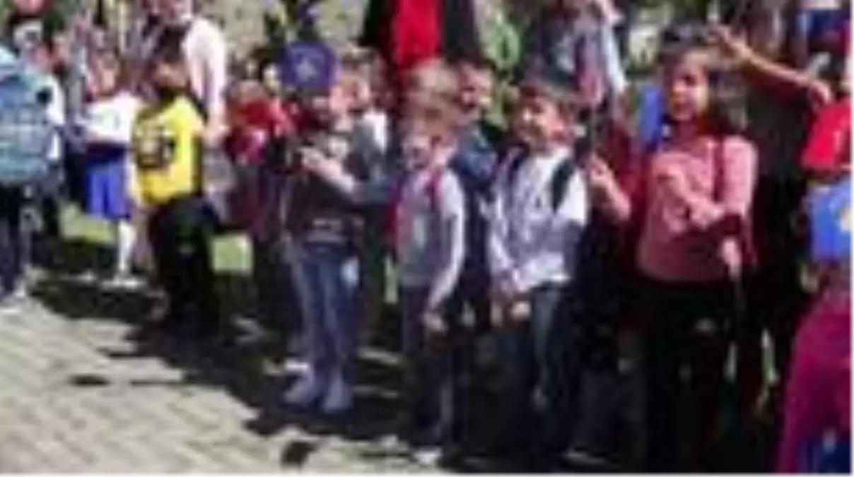 Son dakika haber... Türk askerinden Kosova'da eğitime destek