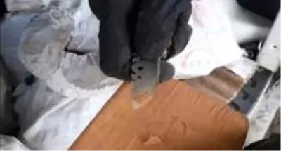 Van polisi kamyonete 102 kilo eroin ele geçirdi Van polisi kamyonete 102 kilo eroin ele geçirdi