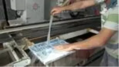 Mezar taşına yazılanı gören vatandaşlar'Ölmek istemiyorum' diye dua ediyor