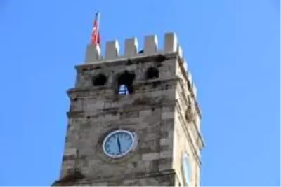 Antalya'nın gözbebeği Saat Kulesi ziyarete açılacak Antalya'nın gözbebeği Saat Kulesi ziyarete açılacak