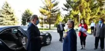 Taner Yıldız: Son dakika haber... Bakan Akar Kayseri Büyükşehir Belediyesi'ni ziyaret etti Taner Yıldız: Son dakika haber... Bakan Akar Kayseri Büyükşehir Belediyesi'ni ziyaret etti