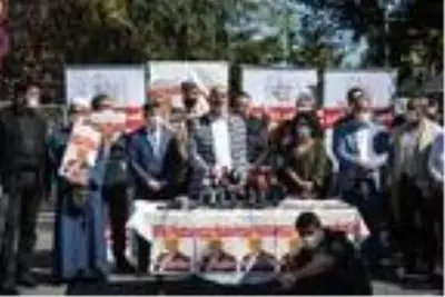 Cemal Kaşıkçı Suudi Arabistan İstanbul Başkonsolosluğu önünde anıldı Cemal Kaşıkçı Suudi Arabistan İstanbul Başkonsolosluğu önünde anıldı