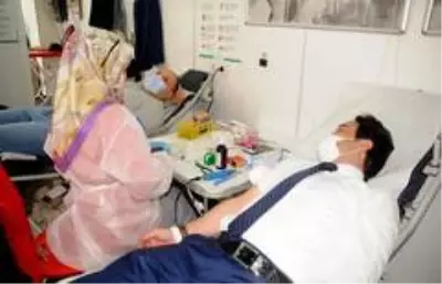 Cizre Denetimli Serbestlik Müdürlüğünden Kızılay'a kan bağışı desteği Cizre Denetimli Serbestlik Müdürlüğünden Kızılay'a kan bağışı desteği