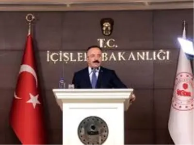 Son dakika haberi... İç güvenlik operasyonları kapsamında toplam 10 bin 229 operasyon gerçekleştirildi Son dakika haberi... İç güvenlik operasyonları kapsamında toplam 10 bin 229 operasyon gerçekleştirildi