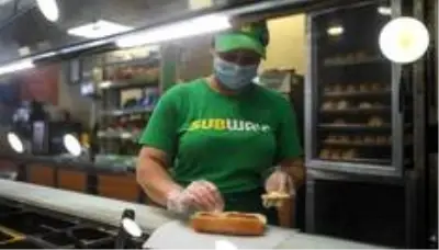Fast-food devlerinden Subway'e İrlanda'dan darbe geldi: Sandviçlerde kullanılan ekmekler gerçekten ekmek değil Fast-food devlerinden Subway'e İrlanda'dan darbe geldi: Sandviçlerde kullanılan ekmekler gerçekten ekmek değil