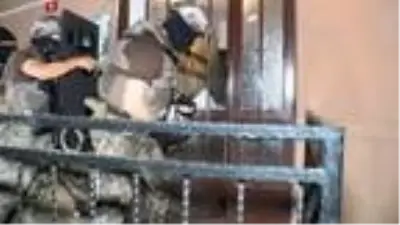 İstanbul'da yasadışı bahis çetesine eş zamanlı operasyon İstanbul'da yasadışı bahis çetesine eş zamanlı operasyon