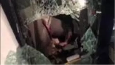 Son dakika 3. sayfa: Kontrolden çıkan tomruk yüklü tır devrildi: 1 ölü Son dakika 3. sayfa: Kontrolden çıkan tomruk yüklü tır devrildi: 1 ölü