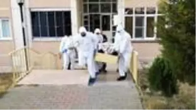 Korona bulaşmasından korktuğu için tedavi olmayı reddeden yaşlı adam, evinde ölü bulundu