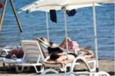 Marmaris'te İngiliz turistler ülkelerine dönmek istemiyor Marmaris'te İngiliz turistler ülkelerine dönmek istemiyor