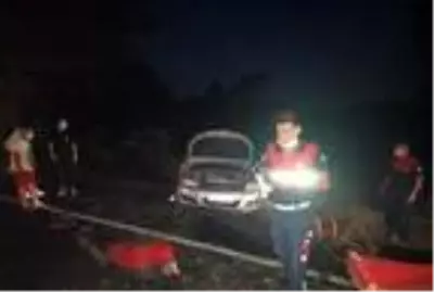 Muğla'da iki otomobil çarpıştı 1 ölü, 1 yaralı Muğla'da iki otomobil çarpıştı 1 ölü, 1 yaralı