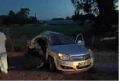 Muğla'da iki otomobil çarpıştı 1 ölü, 1 yaralı Muğla'da iki otomobil çarpıştı 1 ölü, 1 yaralı