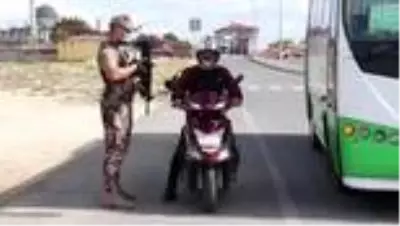 Özel harekat destekli asayiş uygulaması yapıldı - KIRKLARELİ Özel harekat destekli asayiş uygulaması yapıldı - KIRKLARELİ