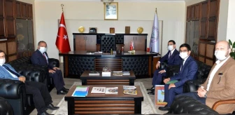 Türkmenistan Büyükelçisi Rektör Çufalı ile bir araya geldi