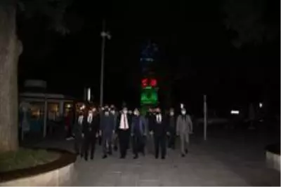 Ülkü Ocakları'ndan Azerbaycan'a lazer ışıklı gösteriyle destek Ülkü Ocakları'ndan Azerbaycan'a lazer ışıklı gösteriyle destek