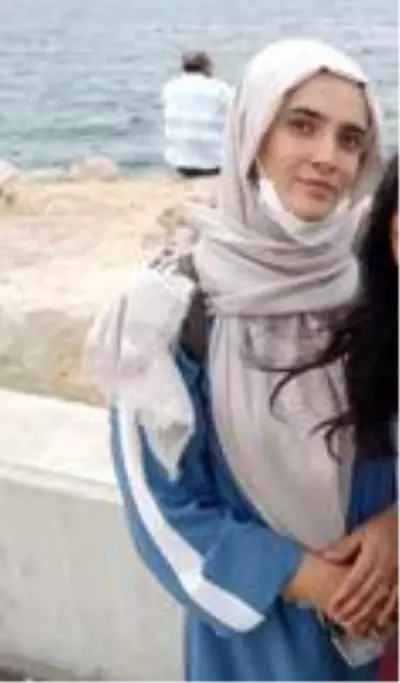 Genç kadın, yangın merdiveninde eski eşi tarafından 2 çocuğunun gözleri önünde öldürülmüş