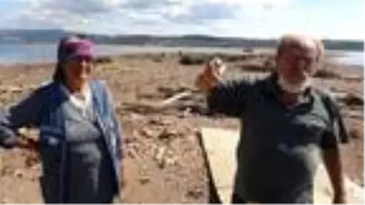 Adı Hülya Avşar ile anılan adada, 17 yıldır 'Robinson' hayatı yaşıyorlar Adı Hülya Avşar ile anılan adada, 17 yıldır 'Robinson' hayatı yaşıyorlar