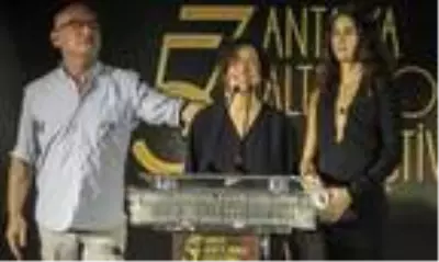 Altın Portakal Film Festivali koronavirüs gölgesinde başladı -1