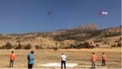 Çatışmalarla anılan Namaz Dağı'nda yamaç paraşütü Türkiye finali keyfi Çatışmalarla anılan Namaz Dağı'nda yamaç paraşütü Türkiye finali keyfi