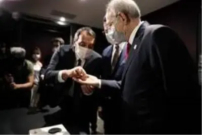 CHP lideri Kemal Kılıçdaroğlu, Fatih Sultan Mehmet tablosunun ön gösterimine katıldı- Fatih Sultan... CHP lideri Kemal Kılıçdaroğlu, Fatih Sultan Mehmet tablosunun ön gösterimine katıldı- Fatih Sultan...