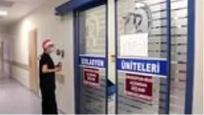 DOKTORLAR KOVİD-19'LA SAVAŞI ANLATIYOR - Nefes alamama duygusu insanı yaşarken öldürüyor