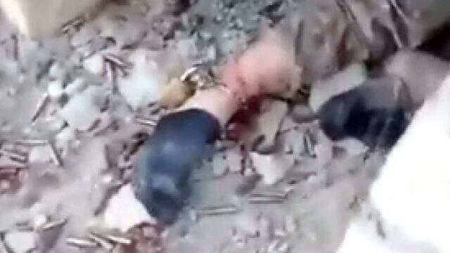 Ermeni askerler kaçmasınlar diye ayaklarından mevzilere zincirlendi