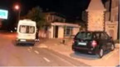 KARTAL'DA BİR KİŞİ YOL KENARINA PARK EDİLMİŞ OTOMOBİLİN İÇİNDE ÖLÜ BULUNDU KARTAL'DA BİR KİŞİ YOL KENARINA PARK EDİLMİŞ OTOMOBİLİN İÇİNDE ÖLÜ BULUNDU