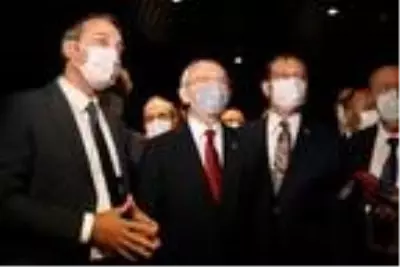 Kılıçdaroğlu Fatih Sultan Mehmet tablosunun ön gösterim programına katıldı Kılıçdaroğlu Fatih Sultan Mehmet tablosunun ön gösterim programına katıldı