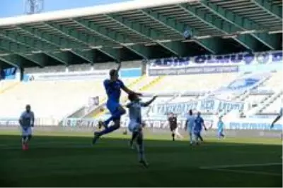 Süper Lig: BB Erzurumspor: 0 Çaykur Rizespor: 0 (İlk yarı) Süper Lig: BB Erzurumspor: 0 Çaykur Rizespor: 0 (İlk yarı)