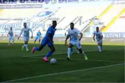 Süper Lig: BB Erzurumspor: 0 Çaykur Rizespor: 0 (İlk yarı) Süper Lig: BB Erzurumspor: 0 Çaykur Rizespor: 0 (İlk yarı)