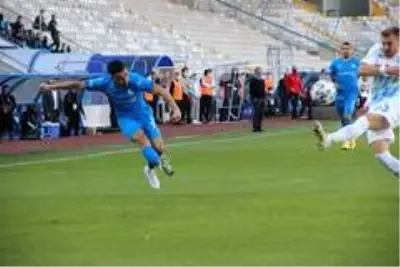 Süper Lig: BB Erzurumspor: 0 Çaykur Rizespor: 0 (İlk yarı) Süper Lig: BB Erzurumspor: 0 Çaykur Rizespor: 0 (İlk yarı)