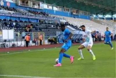 Süper Lig: BB Erzurumspor: 0 Çaykur Rizespor: 0 (İlk yarı) Süper Lig: BB Erzurumspor: 0 Çaykur Rizespor: 0 (İlk yarı)