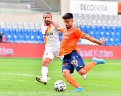Süper Lig: Medipol Başakşehir: 0 Göztepe: 0 (İlk yarı) Süper Lig: Medipol Başakşehir: 0 Göztepe: 0 (İlk yarı)