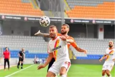 Başakşehir, sahasında Göztepe ile golsüz berabere kaldı