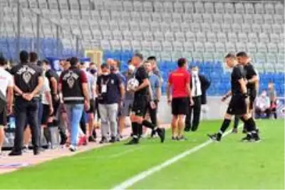 Başakşehir, sahasında Göztepe ile golsüz berabere kaldı