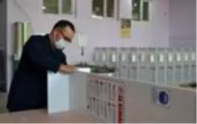 Manisalı öğretmenlerden ısıya duyarlı pandemi tüneli Manisalı öğretmenlerden ısıya duyarlı pandemi tüneli