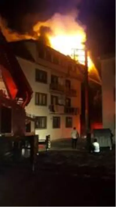 Evde çıkan yangında küçük Yakup Sabri yaşamını yitirdi Evde çıkan yangında küçük Yakup Sabri yaşamını yitirdi
