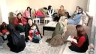 Kendi hikâyemle çıktığım bu yolda Yüksekova'da kadın hareketini başlattığım için gururluyum Kendi hikâyemle çıktığım bu yolda Yüksekova'da kadın hareketini başlattığım için gururluyum
