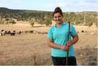 Şehir hayatını bıraktı, 'küçük dünyam' dediği köye yerleşti Şehir hayatını bıraktı, 'küçük dünyam' dediği köye yerleşti