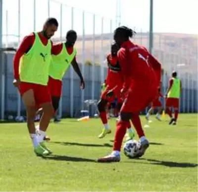 Sivasspor, Kayserispor maçının hazırlıklarını sürdürüyor Sivasspor, Kayserispor maçının hazırlıklarını sürdürüyor