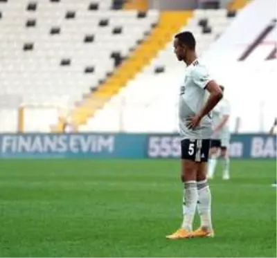 Beşiktaş Gençlerbirliği'ne 1-0 yenildi