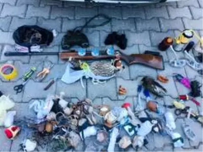Yırtıcı kuş kaçakçıları suçüstü yakalandı