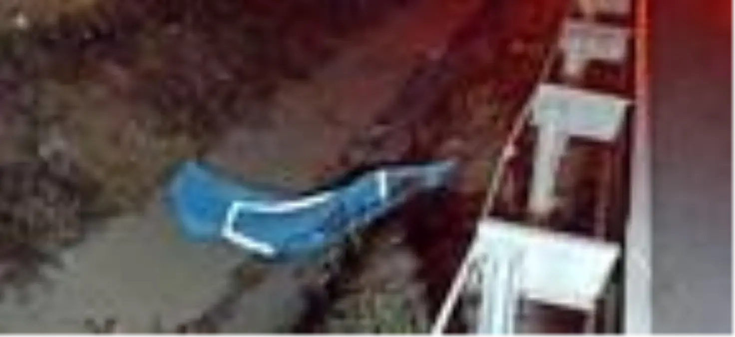 Yolun karşısına geçmek isterken otomobilin çarptığı kişi öldü