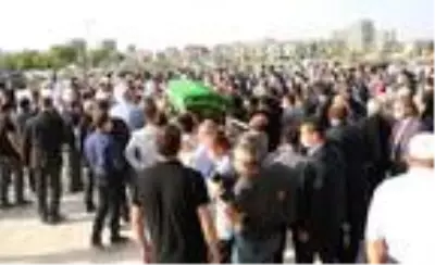 Afyonkarahisar Eczacı Odası Başkanı, kazada öldü (2) Afyonkarahisar Eczacı Odası Başkanı, kazada öldü (2)