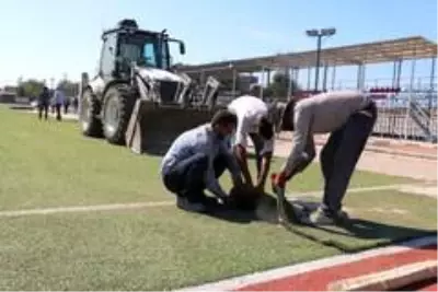 Akçakale'deki sentetik çim saha tamamlanıyor Akçakale'deki sentetik çim saha tamamlanıyor