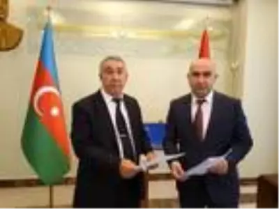 Azerbaycan saflarına katılmak için dilekçe verdiler Azerbaycan saflarına katılmak için dilekçe verdiler
