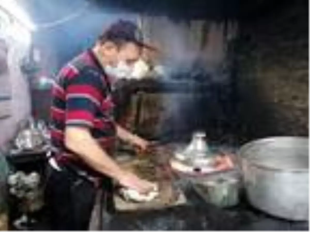 Bakır ve kalaycılığın son ustaları, teknolojiye direniyor