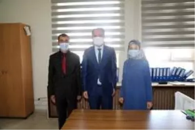 Kaymakam Solak sürücü belgesi bilgilerini kimlik kartına yükletti Kaymakam Solak sürücü belgesi bilgilerini kimlik kartına yükletti