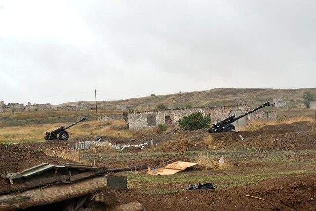 Cepheden kaçan Ermeni ordusunun bıraktıkları silah mühimmat görüntülendi