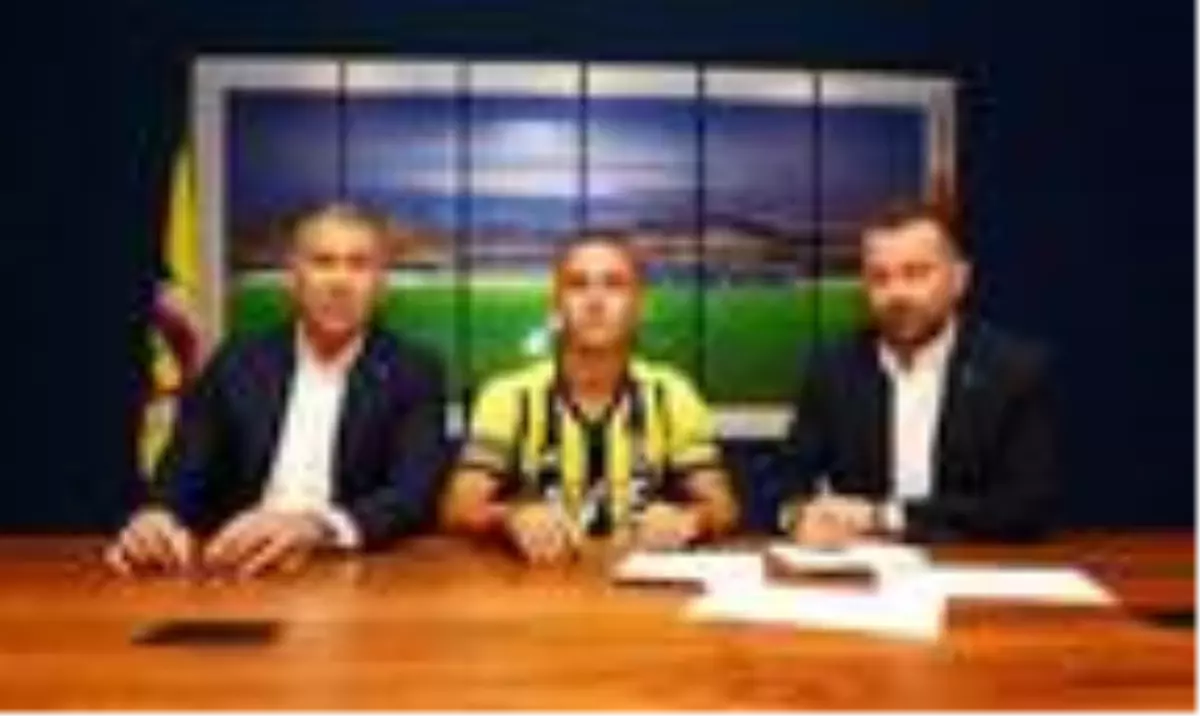 Fenerbahçe, Dimitris Pelkas ile 3+1 yıllık imzaladı - Spor
