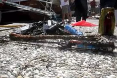 Fethiye'de dalgıçlar denizin dibini temizledi Fethiye'de dalgıçlar denizin dibini temizledi